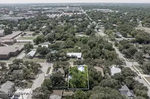 863 N Clinton, Stephenville, TX 76401 - Photo 20