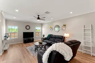 102 Wesson St, Gun Barrel City, TX 75156 - Photo 12