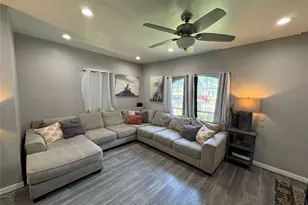 407 S Garrett Ave, Dallas, TX 75223 - Photo 2