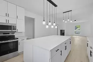 605 N Main St, Winnsboro, TX 75494 - Photo 8