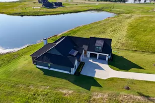 415 Sailview Ct, Honey Grove, TX 75446 - Photo 6