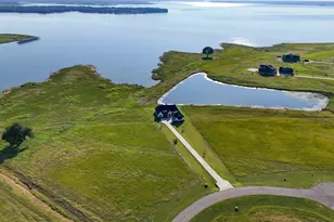 415 Sailview Ct, Honey Grove, TX 75446 - Photo 10