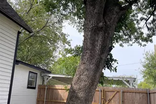 200 S Austin St, Rice, TX 75155 - Photo 22