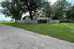 200 S Austin St, Rice, TX 75155 - Photo 20