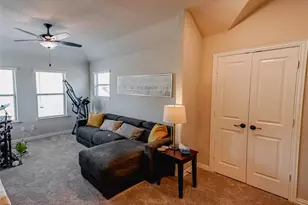 409 Monarch Wy, Justin, TX 76247 - Photo 12