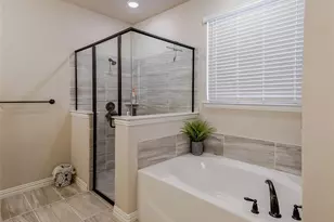 409 Monarch Wy, Justin, TX 76247 - Photo 12