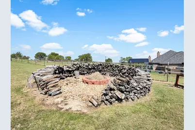 128 County Road 4430, Rhome, TX 76078 - Photo 32