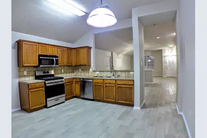 7300 Cresswell Drive, Arlington, TX 76001 - Photo 6