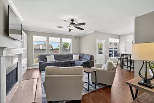 709 Summit Ridge, Lewisville, TX 75077 - Photo 18