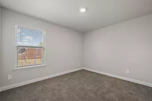 516 Highland Pk Trl, Alvarado, TX 76009 - Photo 4