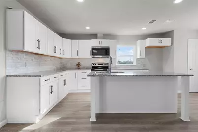 1929 Gurley Lane, Waco, TX 76706 - Photo 8