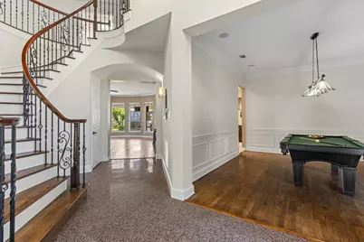 2070 Azalea Trail, Irving, TX 75063 - Photo 6