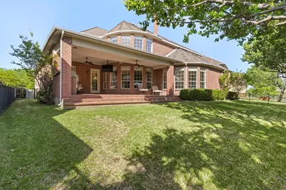 2070 Azalea Trail, Irving, TX 75063 - Photo 34
