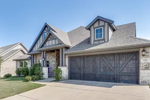 524 Windrow Ln, Waxahachie, TX 75165 - Photo 2