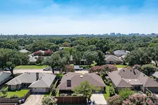 6005 Daven Oaks Dr, Dallas, TX 75248 - Photo 40