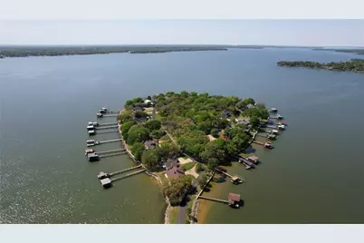 108 Enchanted Isles Circle, Mabank, TX 75156 - Photo 6