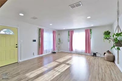 400 E Arkansas Avenue, Sweetwater, TX 79556 - Photo 4