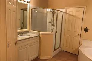 5332 Gatesworth Ln, Dallas, TX 75287 - Photo 8