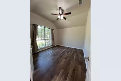 804 Whitley Court, Kennedale, TX 76060 - Photo 4