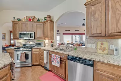 11016 Castle Oak Lane W, Fort Worth, TX 76108 - Photo 16