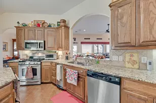 11016 Castle Oak Ln W, Fort Worth, TX 76108 - Photo 16