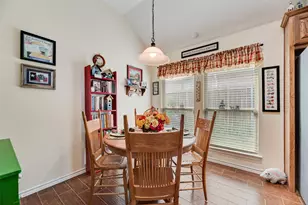 11016 Castle Oak Ln W, Fort Worth, TX 76108 - Photo 16