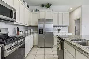 1520 Summit View Ln, Little Elm, TX 76227 - Photo 10