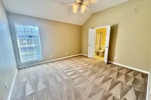 1003 Dawn Ct, Granbury, TX 76048 - Photo 18