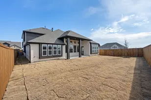 1013 Butterfly, Justin, TX 76247 - Photo 28