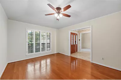 2201 Adams Drive, Arlington, TX 76011 - Photo 12