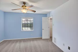 2201 Adams Dr, Arlington, TX 76011 - Photo 26