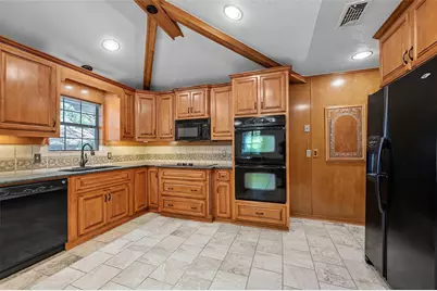 2201 Adams Drive, Arlington, TX 76011 - Photo 16