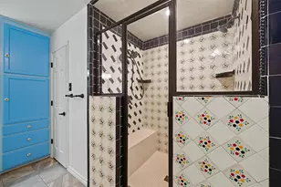 2201 Adams Dr, Arlington, TX 76011 - Photo 22