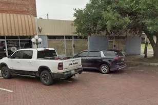 1102 Main St, Commerce, TX 75428 - Photo 1