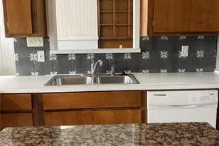 2714 McCart Ave, Fort Worth, TX 76110 - Photo 16