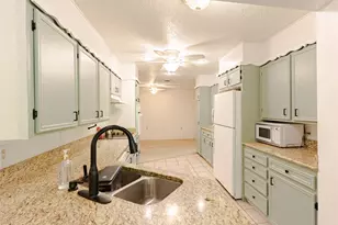 1103 Miller St, Bowie, TX 76230 - Photo 10