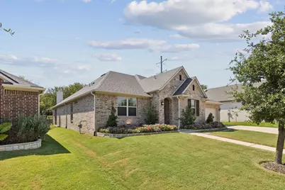 2829 Sandstone Drive, Hurst, TX 76054 - Photo 2