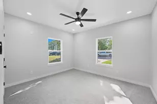 528 Schieme St, River Oaks, TX 76114 - Photo 22