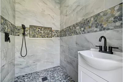 528 Schieme Street, River Oaks, TX 76114 - Photo 38