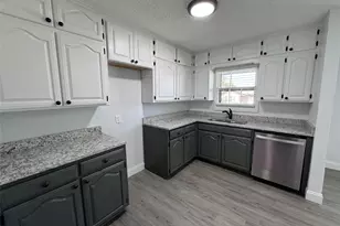 2608 Roseland St, Fort Worth, TX 76103 - Photo 16