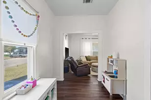 811 N Gaines St, Ennis, TX 75119 - Photo 14