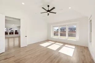 1001 Sedona Trl, Justin, TX 76247 - Photo 20