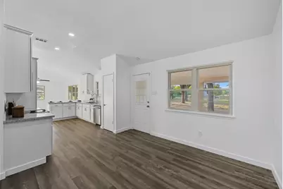 5000 Highpoint Parkway, Burleson, TX 76028 - Photo 10