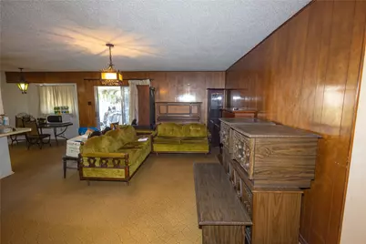 809 Lomo Street, Fort Worth, TX 76110 - Photo 12