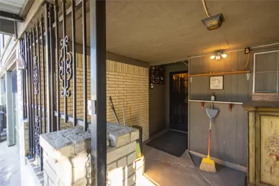 809 Lomo Street, Fort Worth, TX 76110 - Photo 4