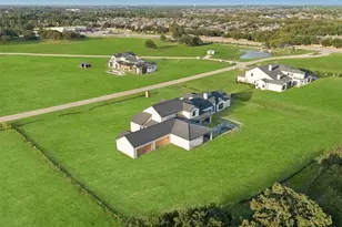 1410 Clydesdale Rd, Bartonville, TX 76226 - Photo 4