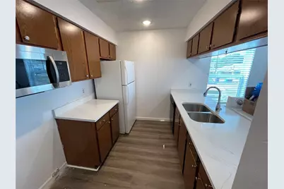 5320 Carver Drive, Fort Worth, TX 76107 - Photo 2