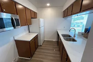 5320 Carver Dr, Fort Worth, TX 76107 - Photo 2