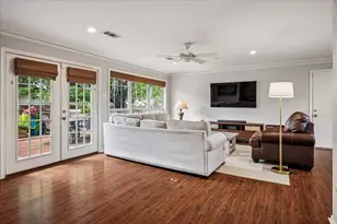 8635 Capri Dr, Dallas, TX 75238 - Photo 22