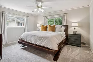 8635 Capri Dr, Dallas, TX 75238 - Photo 26